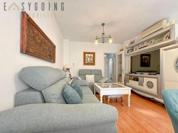 Casa independiente en calle Logroño