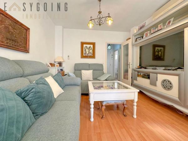 Casa independiente en calle Logroño