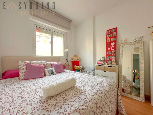 Casa independiente en calle Logroño