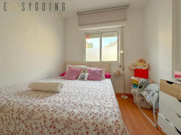 Casa independiente en calle Logroño