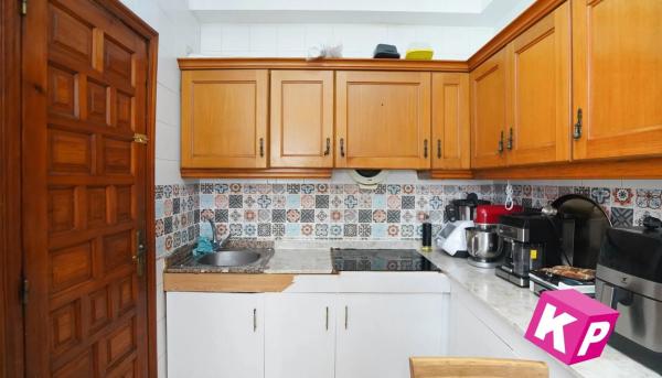 Casa independiente en calle Oro y Piel