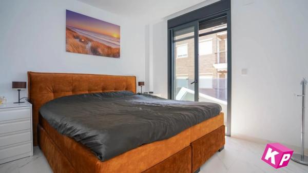 Piso en calle Hernán Cortés