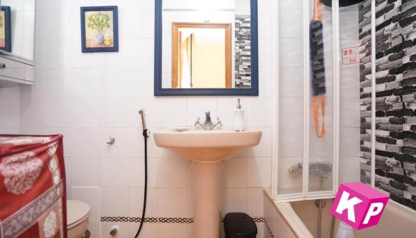 Casa independiente en calle Oro y Piel