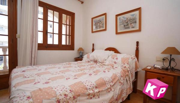 Casa independiente en calle Oro y Piel