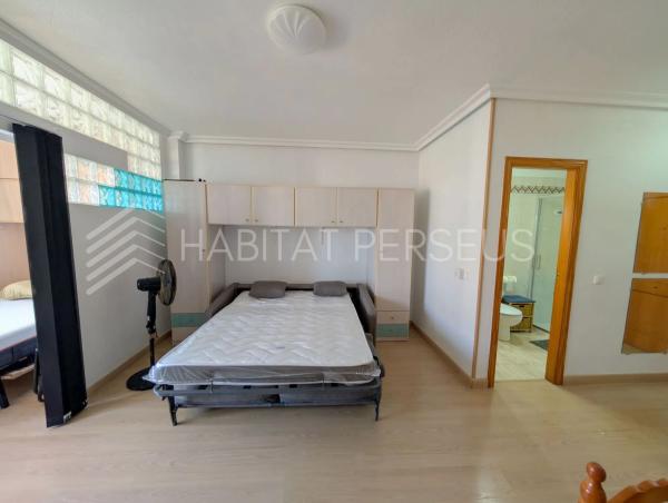 Estudio en calle Málaga