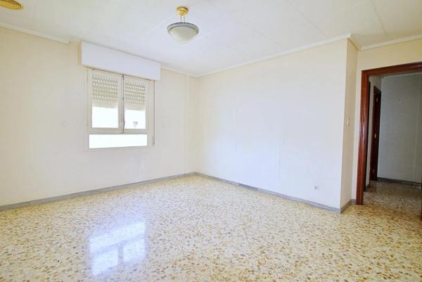 Piso en Barrio Carrús Oeste