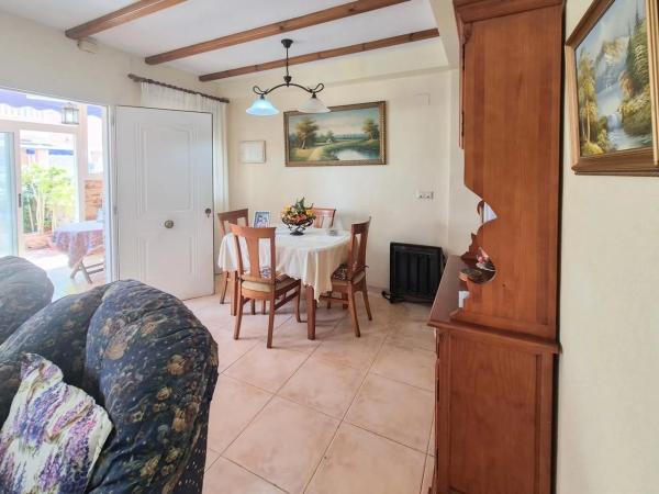 Chalet pareado en avenida Zaragoza