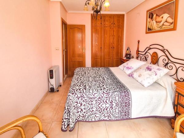 Chalet pareado en avenida Zaragoza