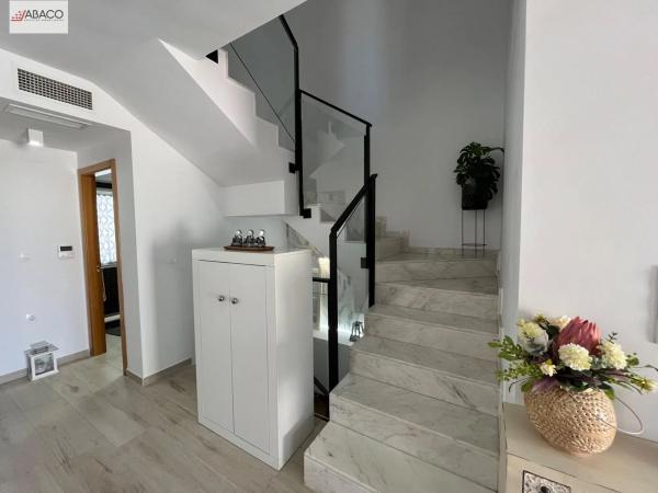 Casa independiente en calle Malta