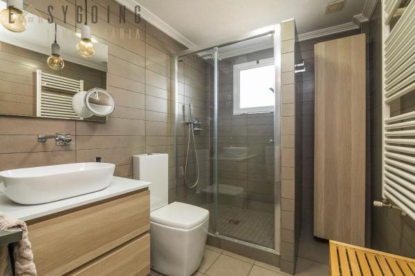 Casa independiente en avenida de Valverde