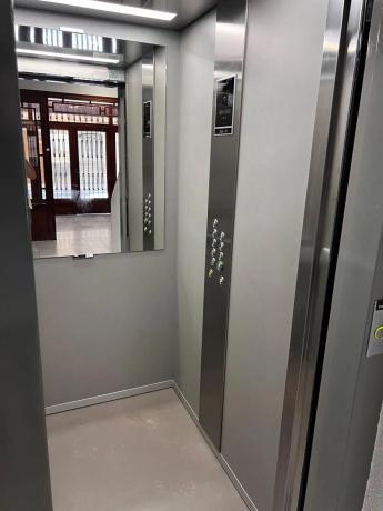 Ático en calle Sant Sebastià