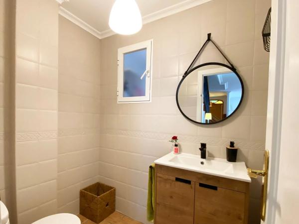 Chalet pareado en calle Balones, 26