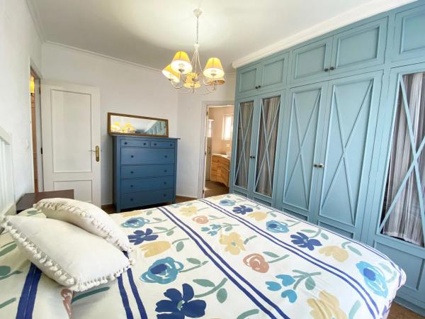 Chalet pareado en calle Balones, 26