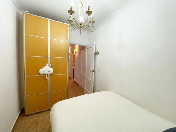 Chalet pareado en calle Balones, 26