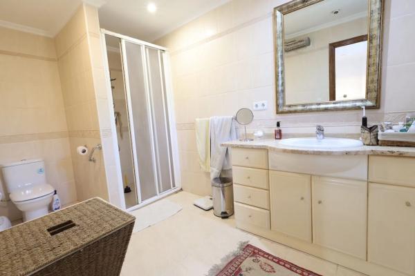 Casa independiente en calle Correos