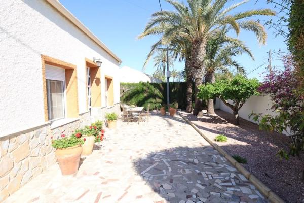 Casa independiente en calle Correos