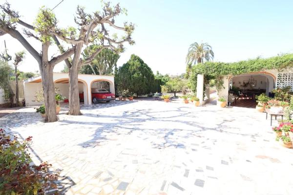 Casa independiente en calle Correos