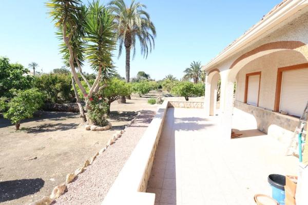 Casa independiente en calle Correos