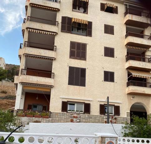 Piso en avenida Catalanet