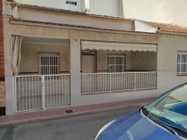 Chalet adosado en Rafael Cartetta, 20