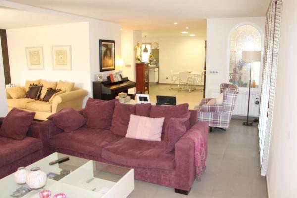 Casa independiente en Urbanizacion Avenida de Perleta, Polígono 2, 63