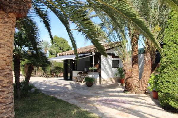 Casa independiente en Urbanizacion Avenida de Perleta, Polígono 2, 63