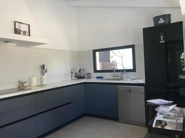 Casa independiente en Urbanizacion Avenida de Perleta, Polígono 2, 63