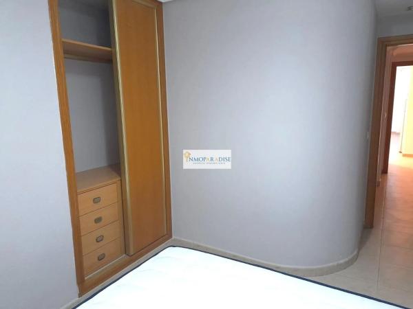 Piso en calle Francisco Santamaría