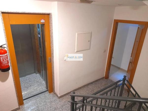 Piso en calle Francisco Santamaría