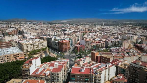 Piso en plaza del Bisbe Siuri