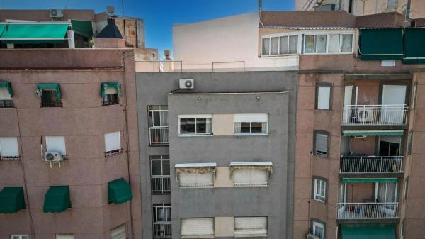 Piso en plaza del Bisbe Siuri