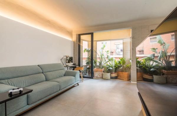 Estudio en calle dels Arbres, 6