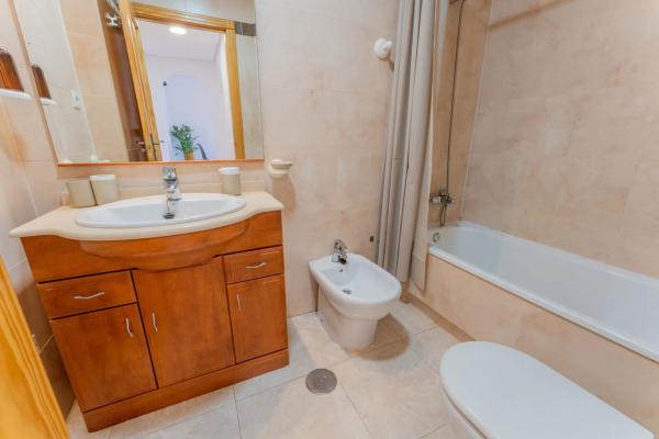 Piso en Arenales del Sol