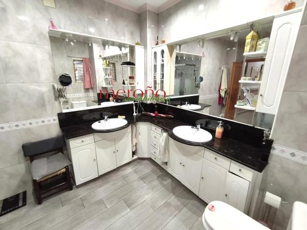 Dúplex en Barrio Carrús Este