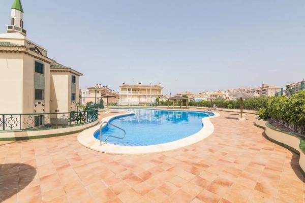 Piso en calle Almería