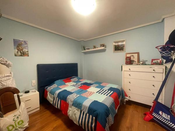 Piso en calle Ruperto Chapí s/n