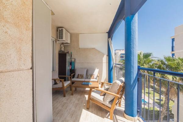 Piso en avenida Costa Blanca, 12