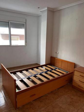 Piso en calle José Romero López