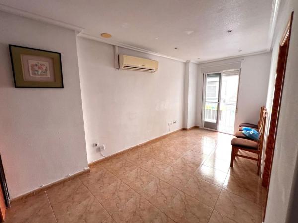 Piso en calle José Romero López