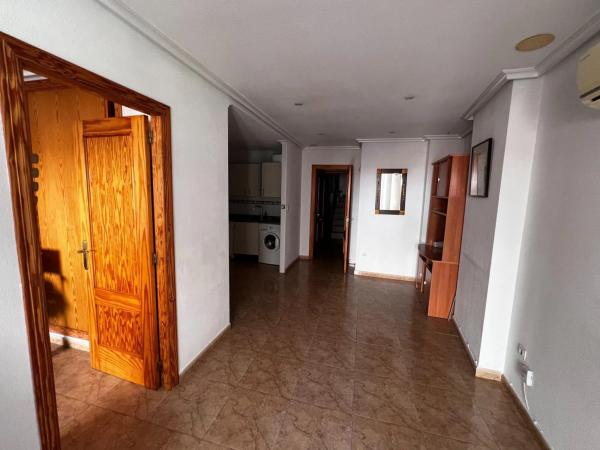 Piso en calle José Romero López