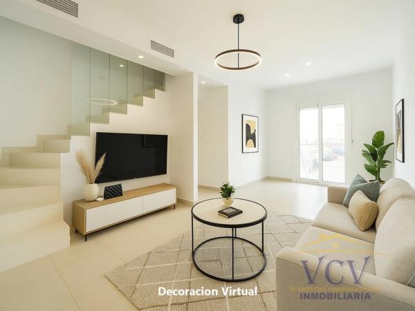 Chalet adosado en calle de Creta