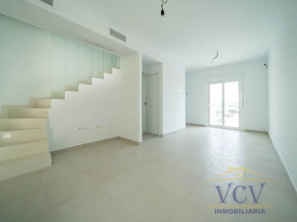 Chalet adosado en calle de Creta