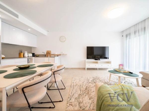 Piso en avenida Mediterraneo (esq. C/Orden Dorico)