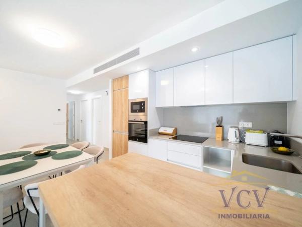 Piso en avenida Mediterraneo (esq. C/Orden Dorico)