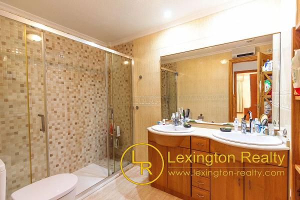 Chalet adosado en avenida de Polonia, 152