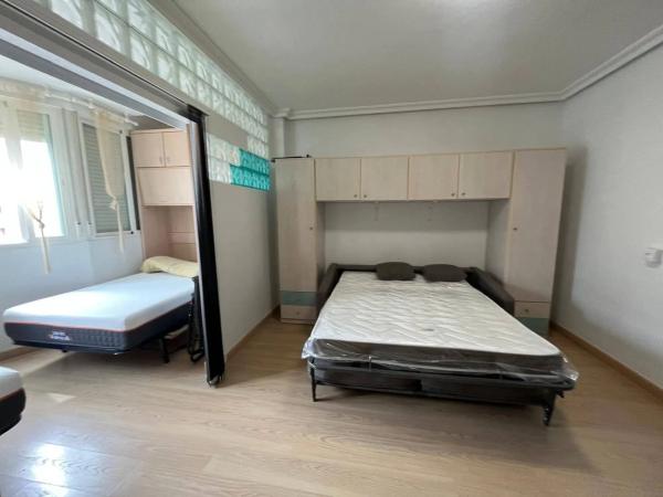 Piso en avenida Costa Blanca