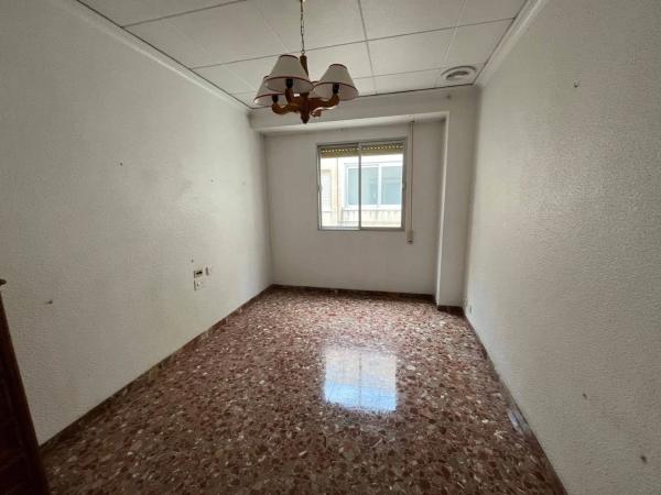 Piso en calle Salazar Alonso