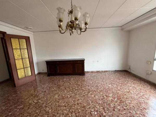 Piso en calle Salazar Alonso