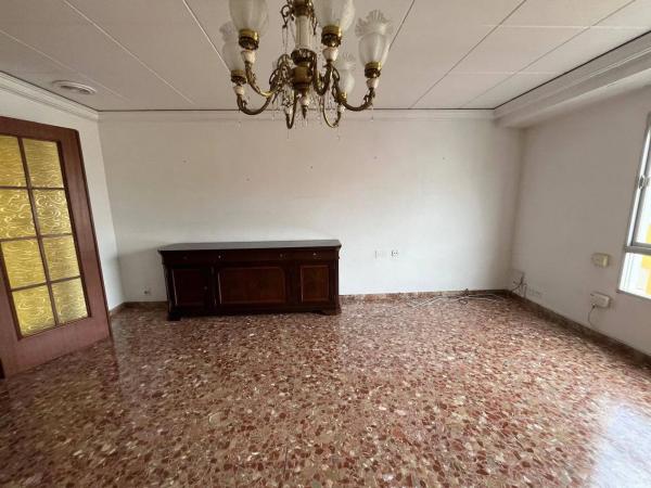 Piso en calle Salazar Alonso