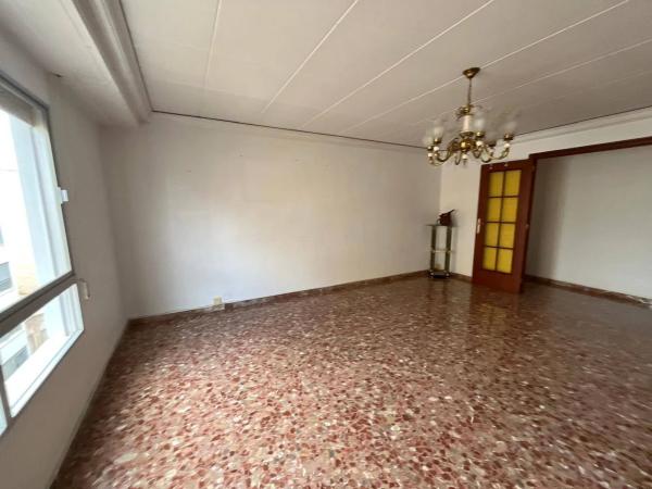 Piso en calle Salazar Alonso